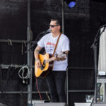 Gårdfest d. 09-08-2025: Fotograf Anita Ósk Hilmarsdóttir Fastrup og Kim Fastrup taselvfoto.dk