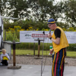 Gårdfest d. 09-08-2025: Fotograf Anita Ósk Hilmarsdóttir Fastrup og Kim Fastrup taselvfoto.dk