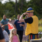 Gårdfest d. 09-08-2025: Fotograf Anita Ósk Hilmarsdóttir Fastrup og Kim Fastrup taselvfoto.dk