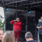 Gårdfest d. 09-08-2025: Fotograf Anita Ósk Hilmarsdóttir Fastrup og Kim Fastrup taselvfoto.dk