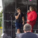 Gårdfest d. 09-08-2025: Fotograf Anita Ósk Hilmarsdóttir Fastrup og Kim Fastrup taselvfoto.dk