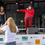 Gårdfest d. 09-08-2025: Fotograf Anita Ósk Hilmarsdóttir Fastrup og Kim Fastrup taselvfoto.dk