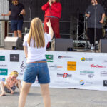 Gårdfest d. 09-08-2025: Fotograf Anita Ósk Hilmarsdóttir Fastrup og Kim Fastrup taselvfoto.dk