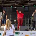 Gårdfest d. 09-08-2025: Fotograf Anita Ósk Hilmarsdóttir Fastrup og Kim Fastrup taselvfoto.dk