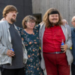 Gårdfest d. 09-08-2025: Fotograf Anita Ósk Hilmarsdóttir Fastrup og Kim Fastrup taselvfoto.dk