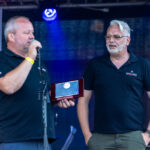 Gårdfest d. 09-08-2025: Fotograf Anita Ósk Hilmarsdóttir Fastrup og Kim Fastrup taselvfoto.dk