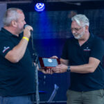 Gårdfest d. 09-08-2025: Fotograf Anita Ósk Hilmarsdóttir Fastrup og Kim Fastrup taselvfoto.dk