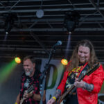 Gårdfest d. 09-08-2025: Fotograf Anita Ósk Hilmarsdóttir Fastrup og Kim Fastrup taselvfoto.dk