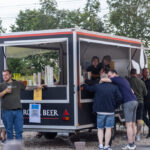 Gårdfest d. 09-08-2025: Fotograf Anita Ósk Hilmarsdóttir Fastrup og Kim Fastrup taselvfoto.dk