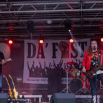 Gårdfest d. 09-08-2025: Fotograf Anita Ósk Hilmarsdóttir Fastrup og Kim Fastrup taselvfoto.dk