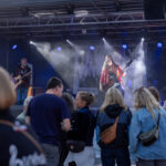 Gårdfest d. 09-08-2025: Fotograf Anita Ósk Hilmarsdóttir Fastrup og Kim Fastrup taselvfoto.dk