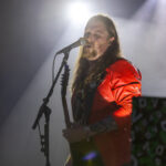 Gårdfest d. 09-08-2025: Fotograf Anita Ósk Hilmarsdóttir Fastrup og Kim Fastrup taselvfoto.dk