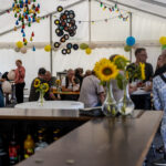 Gårdfest d. 09-08-2025: Fotograf Anita Ósk Hilmarsdóttir Fastrup og Kim Fastrup taselvfoto.dk