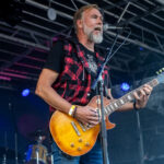 Gårdfest d. 09-08-2025: Fotograf Anita Ósk Hilmarsdóttir Fastrup og Kim Fastrup taselvfoto.dk