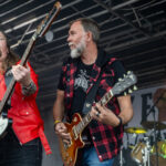 Gårdfest d. 09-08-2025: Fotograf Anita Ósk Hilmarsdóttir Fastrup og Kim Fastrup taselvfoto.dk