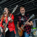 Gårdfest d. 09-08-2025: Fotograf Anita Ósk Hilmarsdóttir Fastrup og Kim Fastrup taselvfoto.dk