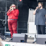 Gårdfest d. 09-08-2025: Fotograf Anita Ósk Hilmarsdóttir Fastrup og Kim Fastrup taselvfoto.dk