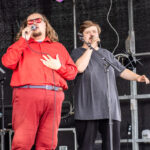 Gårdfest d. 09-08-2025: Fotograf Anita Ósk Hilmarsdóttir Fastrup og Kim Fastrup taselvfoto.dk