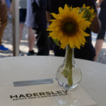 Gårdfest d. 09-08-2025: Fotograf Anita Ósk Hilmarsdóttir Fastrup og Kim Fastrup taselvfoto.dk