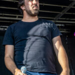 Gårdfest d. 09-08-2025: Fotograf Anita Ósk Hilmarsdóttir Fastrup og Kim Fastrup taselvfoto.dk