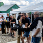 Gårdfest d. 09-08-2025: Fotograf Anita Ósk Hilmarsdóttir Fastrup og Kim Fastrup taselvfoto.dk