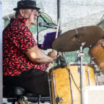 Gårdfest d. 09-08-2025: Fotograf Anita Ósk Hilmarsdóttir Fastrup og Kim Fastrup taselvfoto.dk