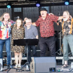 Gårdfest d. 09-08-2025: Fotograf Anita Ósk Hilmarsdóttir Fastrup og Kim Fastrup taselvfoto.dk