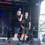 Gårdfest d. 09-08-2025: Fotograf Anita Ósk Hilmarsdóttir Fastrup og Kim Fastrup taselvfoto.dk