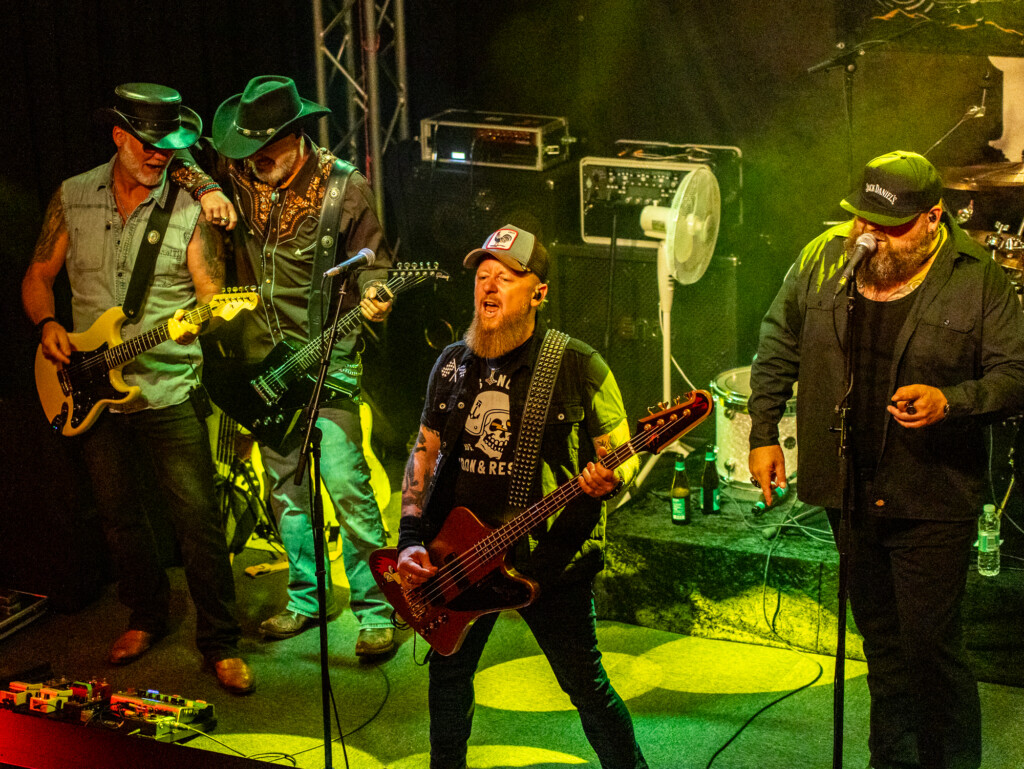 Black Swamp Water support Suckerpunch d. 06-09-2025: Fotograf Kim Fastrup taselvfoto.dk