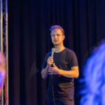 Stand Up med Kasper Porsdal, Henriette Thuesen og Pelle Lundberg 19-09-2025: Fotograf Kim Fastrup taselvfoto.dk